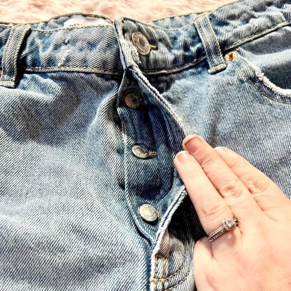 Zara Distressed Raw High Rise Button Fly Denim Shorts Womens 12 Indie Cowgirl - Picture 4 of 7